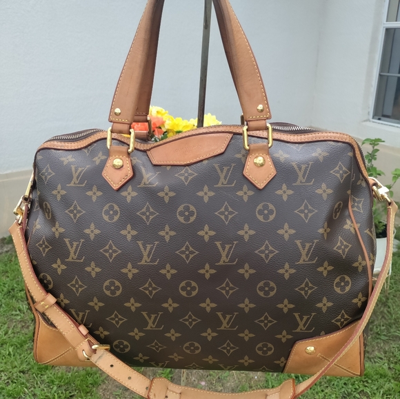 Authentic Louis Vuitton Retiro GM (large)*SOLD** - Picture 8 of 16